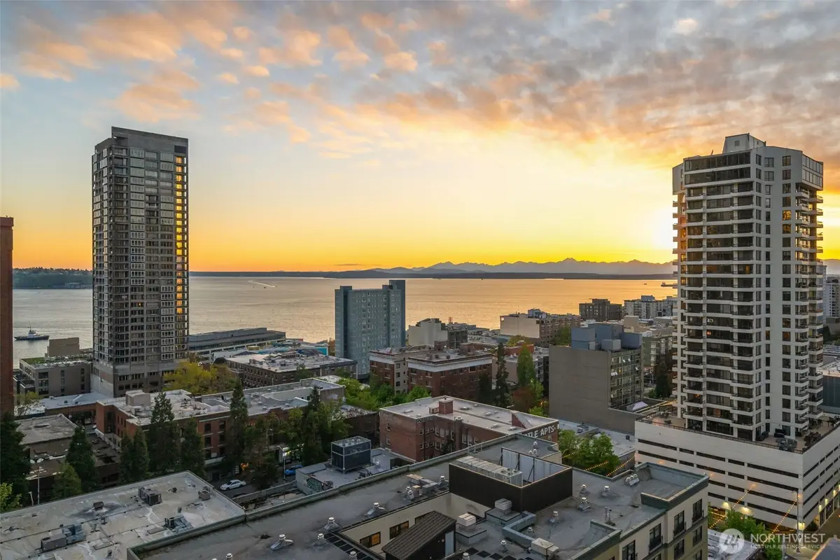 2100 3rd Avenue #1702, Seattle, WA 98121 - #1