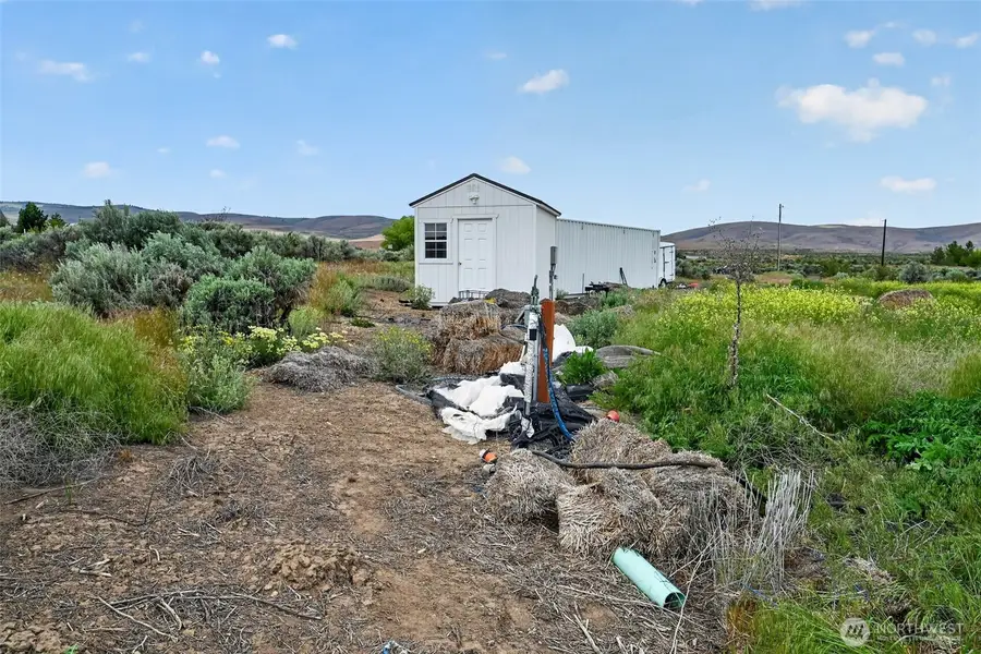 130 Red Tail Road #2, Yakima, WA 98908 - #2