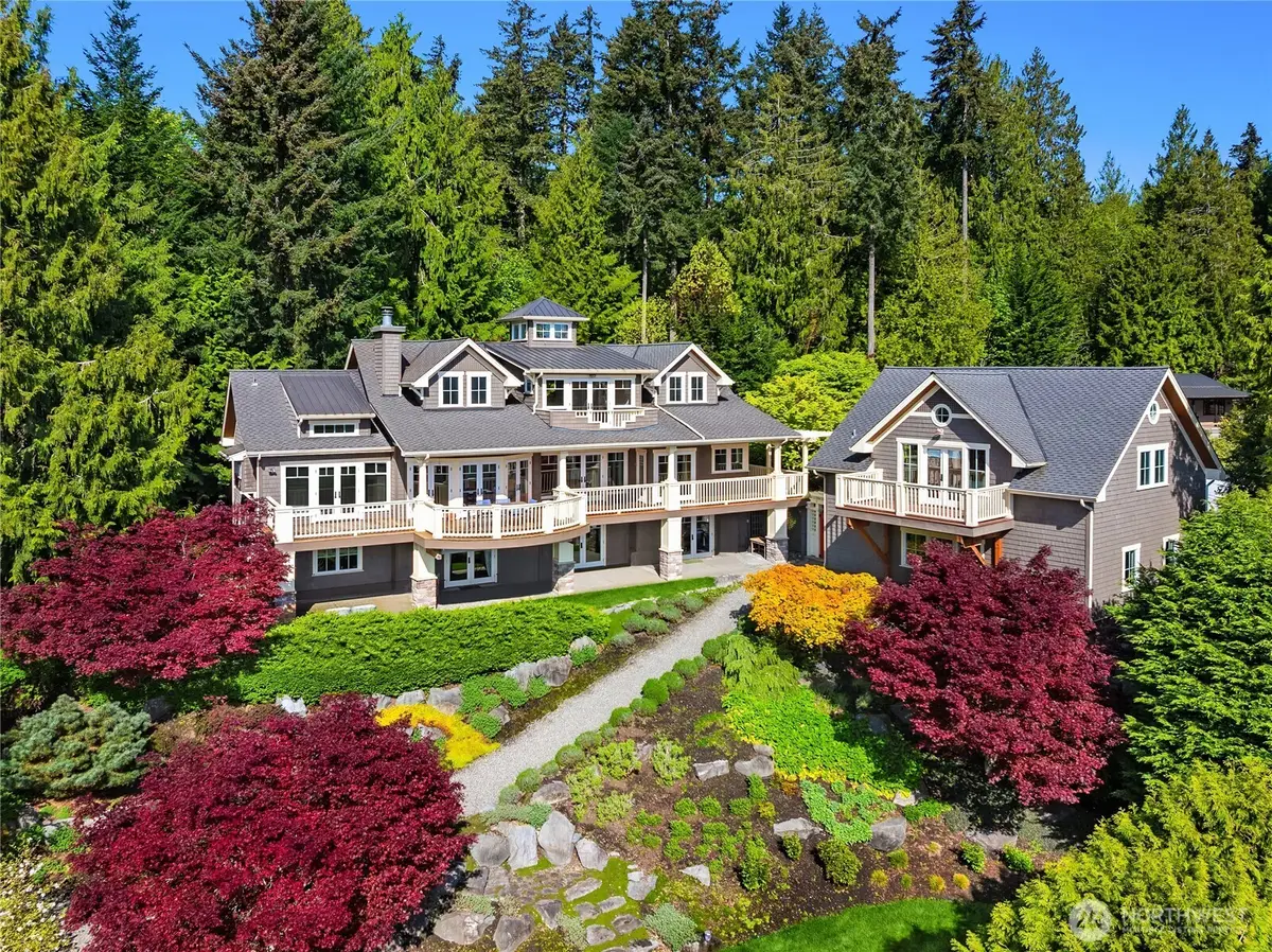 4548 Island Avenue Ne, Bainbridge Island, WA 98110 - #1