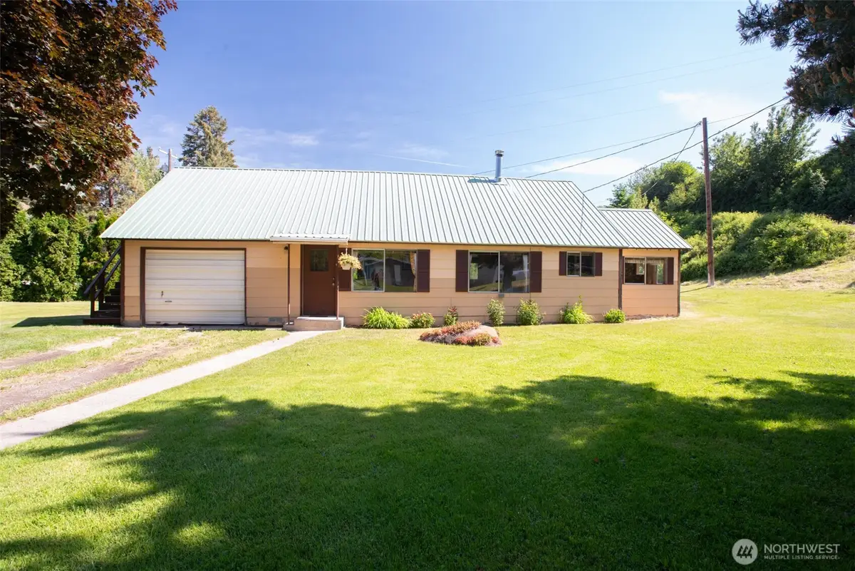 7220 Us Highway 97, Peshastin, WA 98847 - #1
