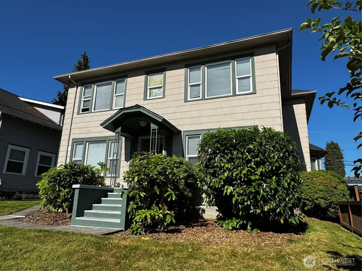 3210 Grand Avenue, Everett, WA 98201 - #1