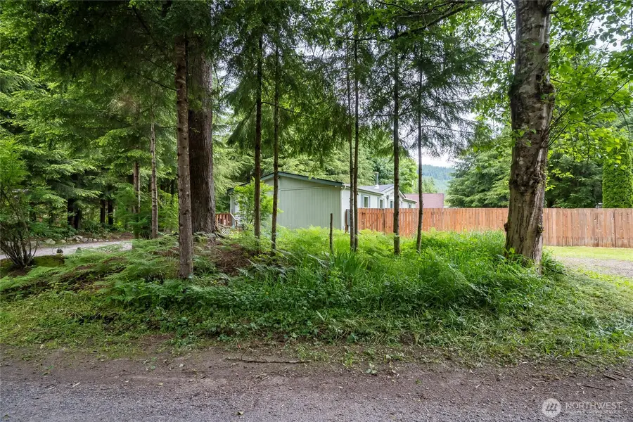22221 S Forest Loop Road, Granite Falls, WA 98252 - #2