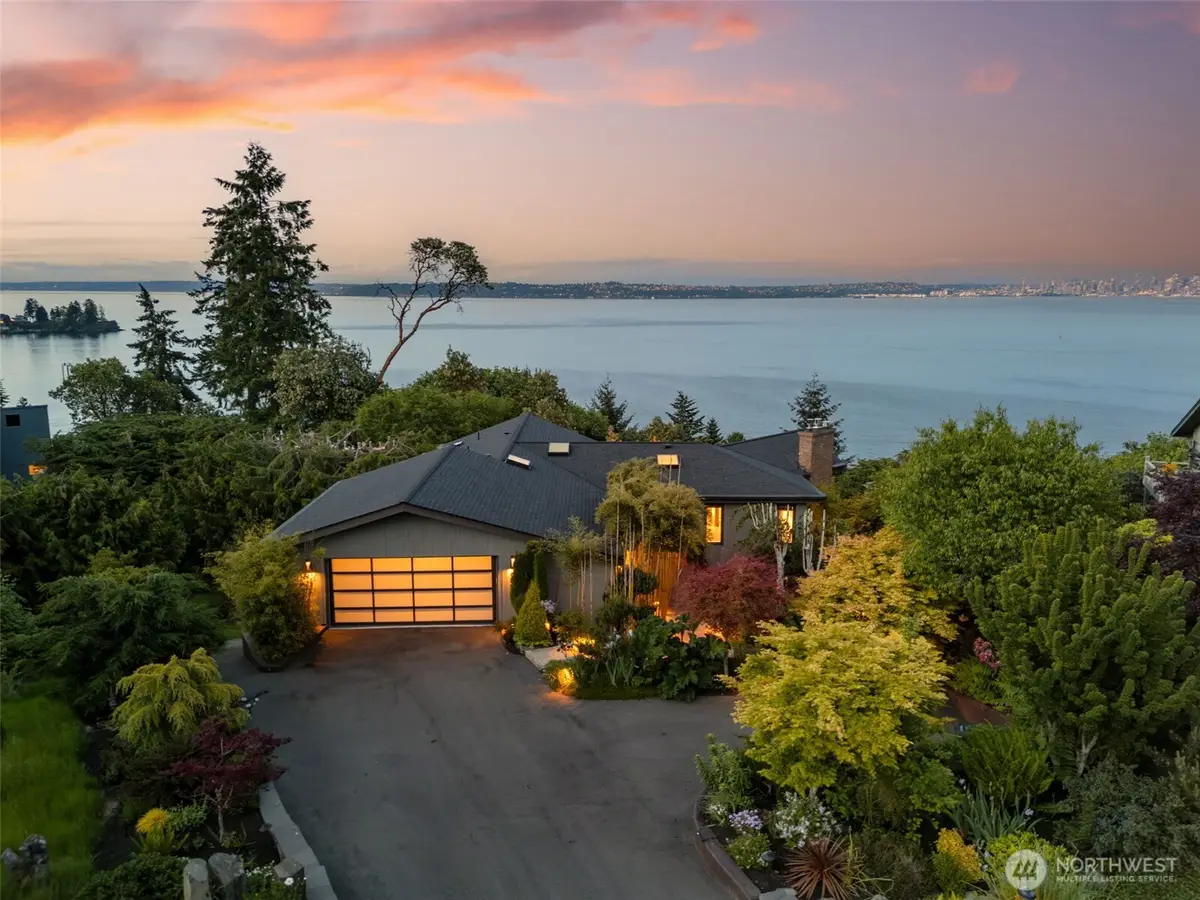 10847 Bill Point Bluff Ne, Bainbridge Island, WA 98110 - #1