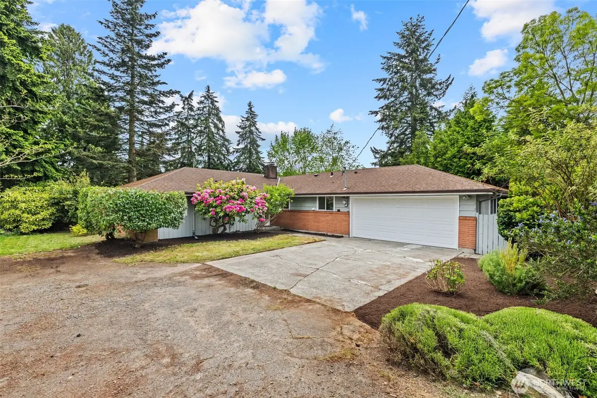 2157 N 122nd Street, Seattle, WA 98133 - #1