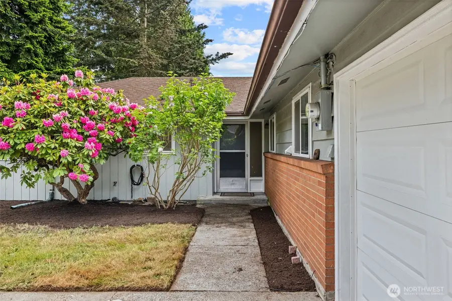 2157 N 122nd Street, Seattle, WA 98133 - #3