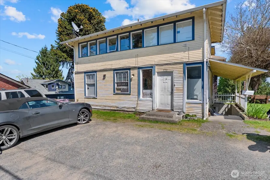 3732 Rockefeller Avenue, Everett, WA 98201 - #3
