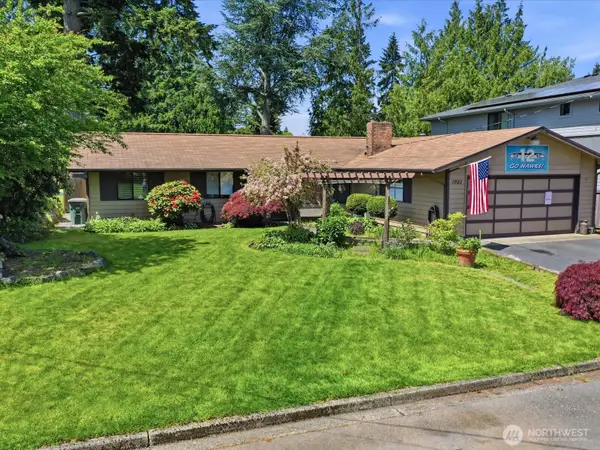 1921 169th Avenue Ne #21, Bellevue, WA 98008