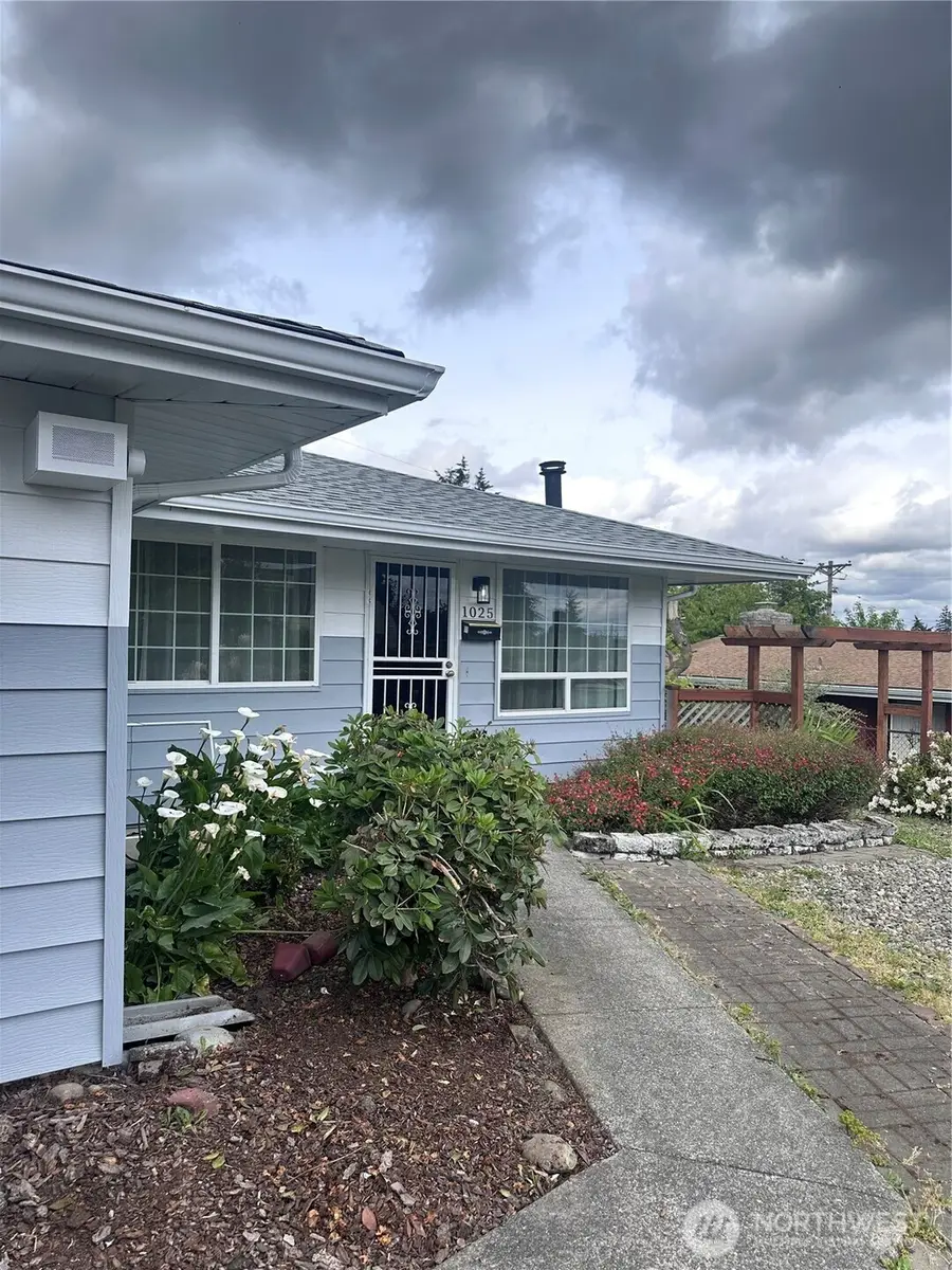1025 E 53rd Street, Tacoma, WA 98404 - #2