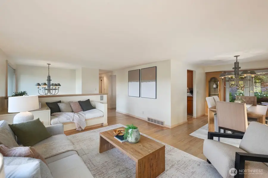 8433 221st Place Sw, Edmonds, WA 98026 - #3