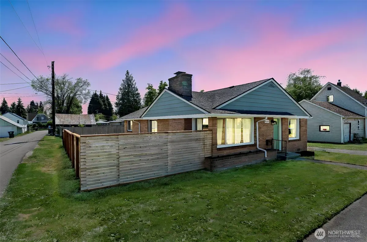 1116 W 1st Street, Centralia, WA 98531 - #1