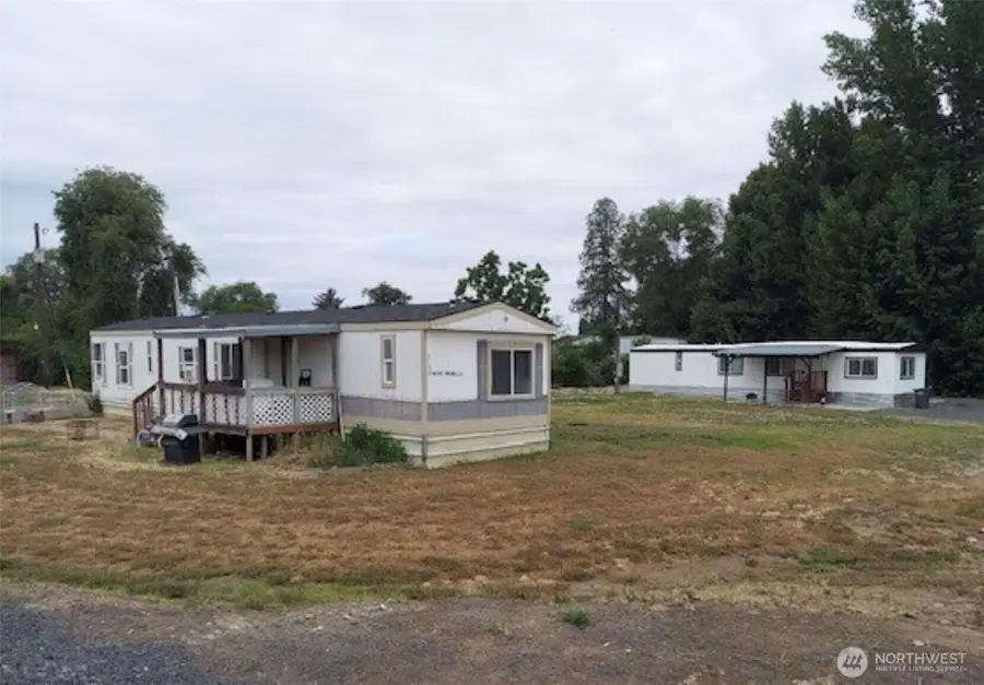 3164 NE Valley Road, Moses Lake, WA 98837 - #2