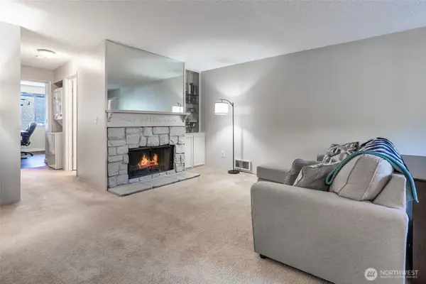 1820 330th Street S #D, Federal Way, WA 98003