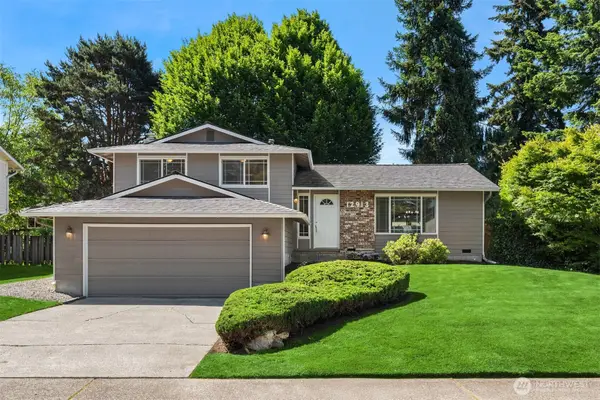 12913 NE 144th Place, Kirkland, WA 98034