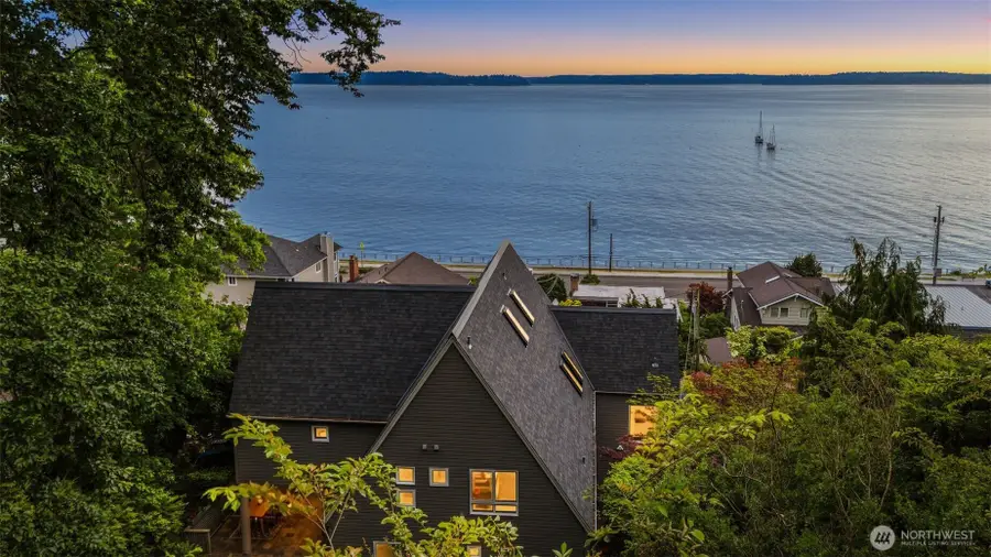 4622 57th Avenue Sw, Seattle, WA 98116 - #2