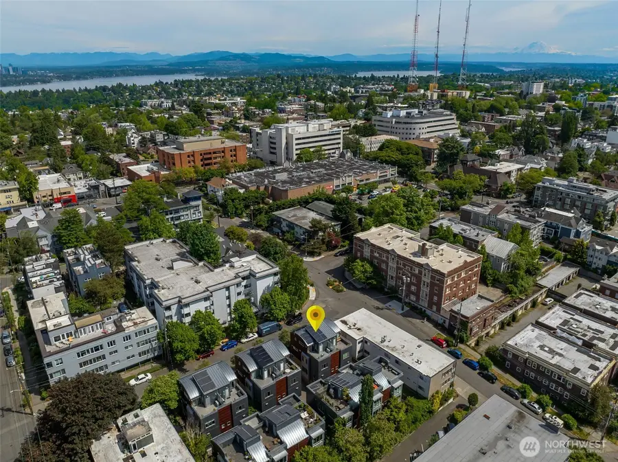 307 14th Avenue E #B, Seattle, WA 98112 - #3