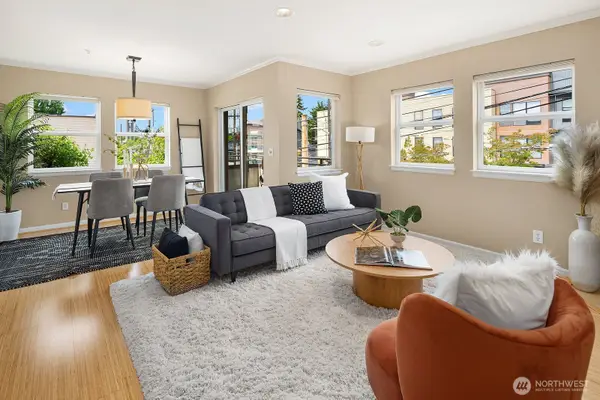 1417 Queen Anne Avenue N #212, Seattle, WA 98109