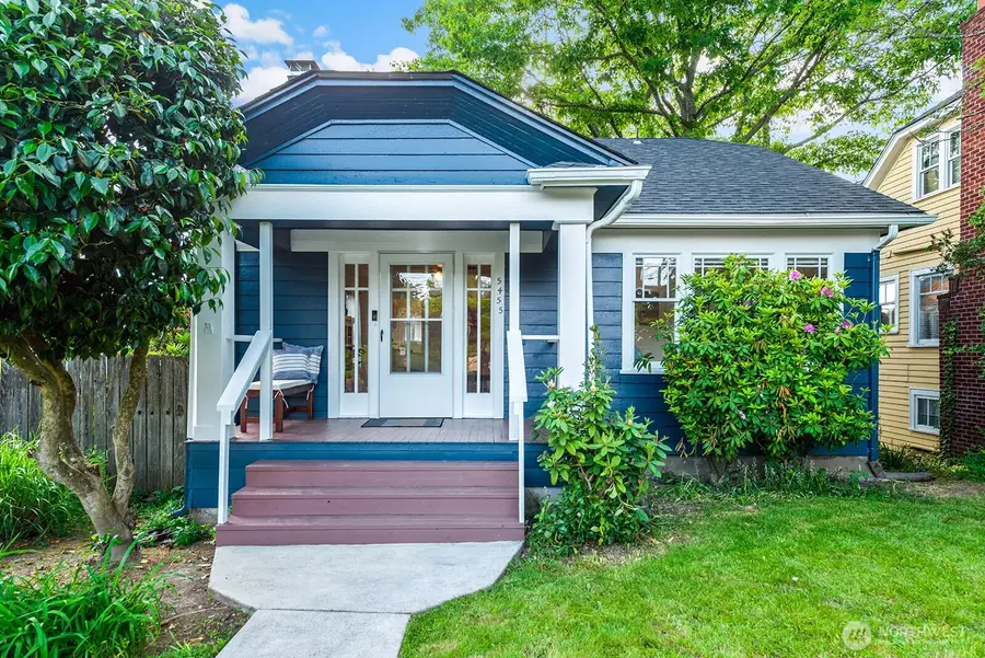 5455 42nd Avenue Sw, Seattle, WA 98136 - #2