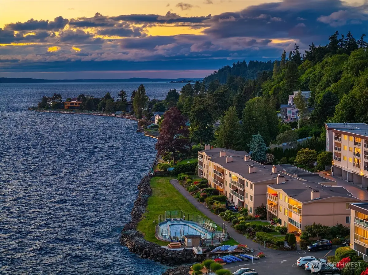 10203 47th Avenue Sw #A102, Seattle, WA 98146 - #1