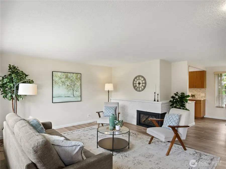 944 165th Avenue Se, Bellevue, WA 98008 - #3