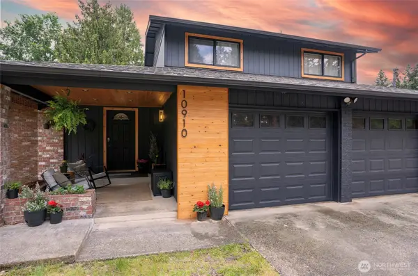 10910 150th Street Ct E, Puyallup, WA 98374