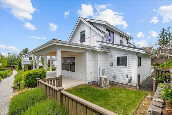 22729 SE 14th Court, Sammamish, WA 98075