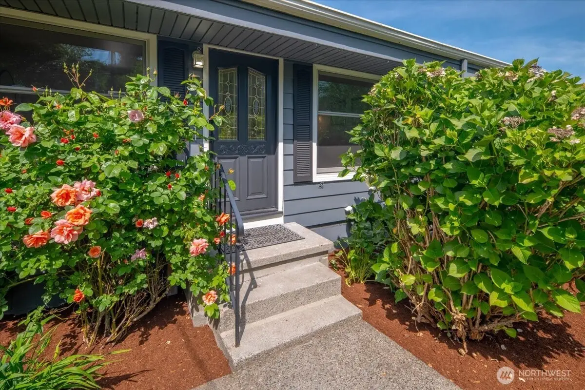 5421 48th Avenue Sw, Seattle, WA 98136 - #1