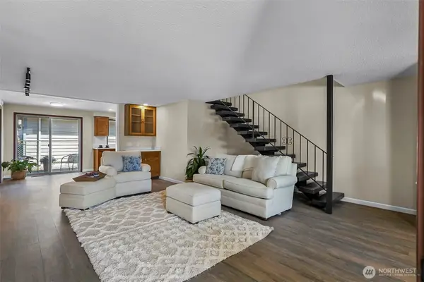 15219 179th Avenue Se #A, Monroe, WA 98272