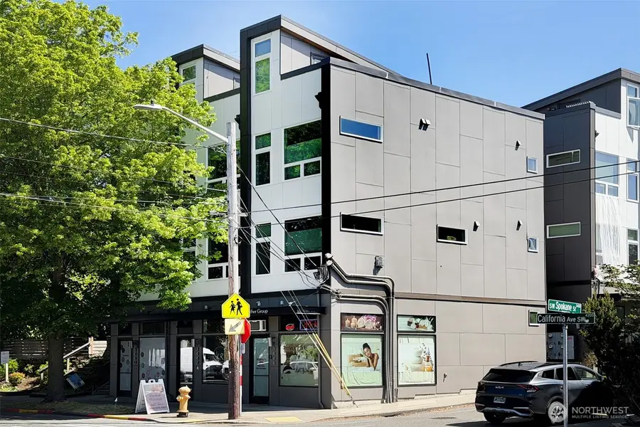 3444 California Avenue Sw, Seattle, WA 98116 - #2