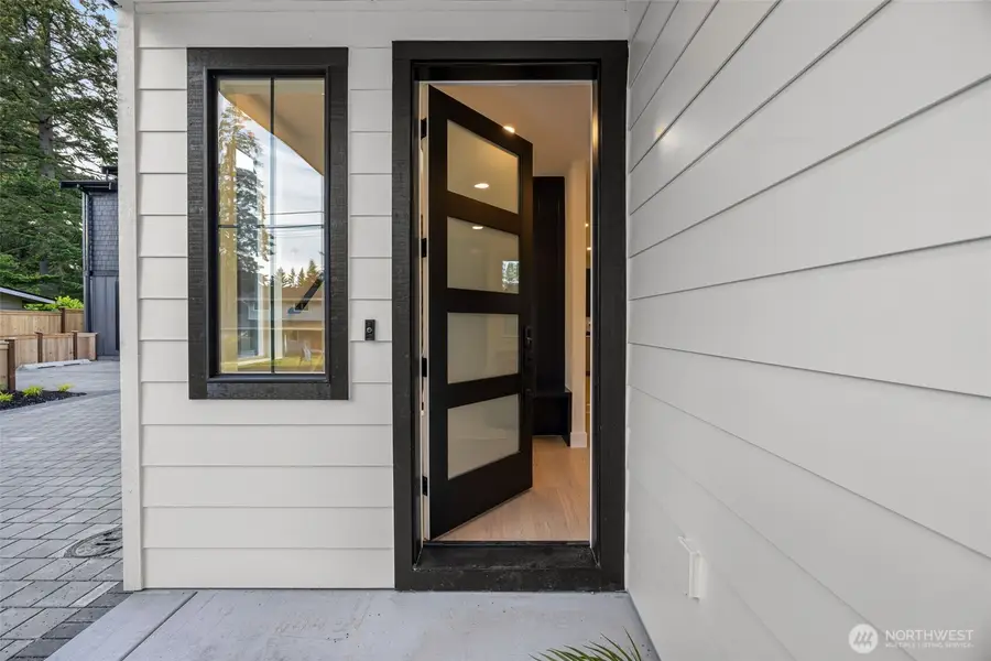 13806 84th Lane Ne, Kirkland, WA 98034 - #3