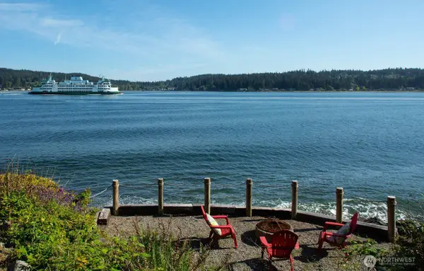 6069 Watauga Beach Drive E, Port Orchard, WA 98366