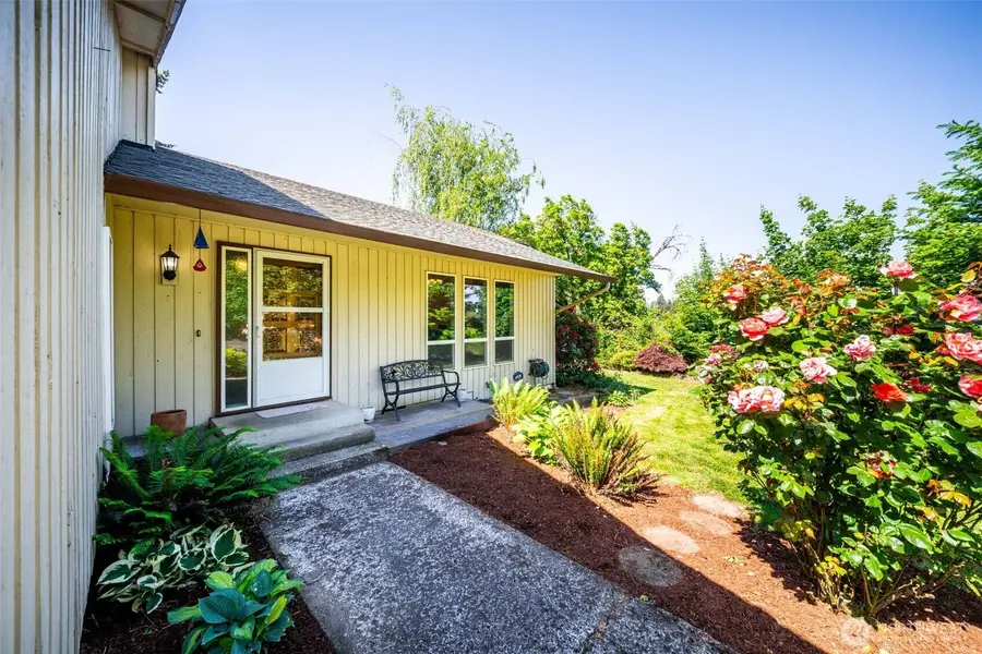 2213 NE Parkview Drive, Vancouver, WA 98686 - #2