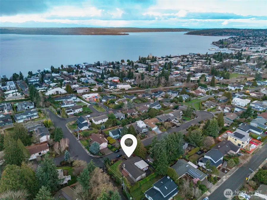 6006 105th Avenue Ne, Kirkland, WA 98033 - #2