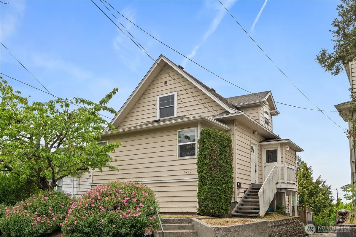 6737 Sycamore Avenue Nw, Seattle, WA 98117 - #1