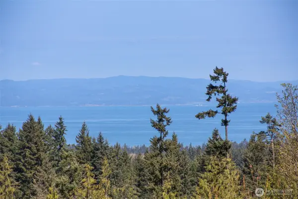 112 Chasewood Drive, Port Angeles, WA 98363