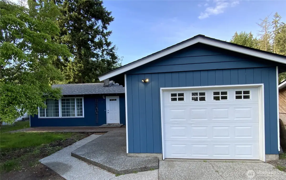 621 Brookdale Road E, Tacoma, WA 98445 - #1