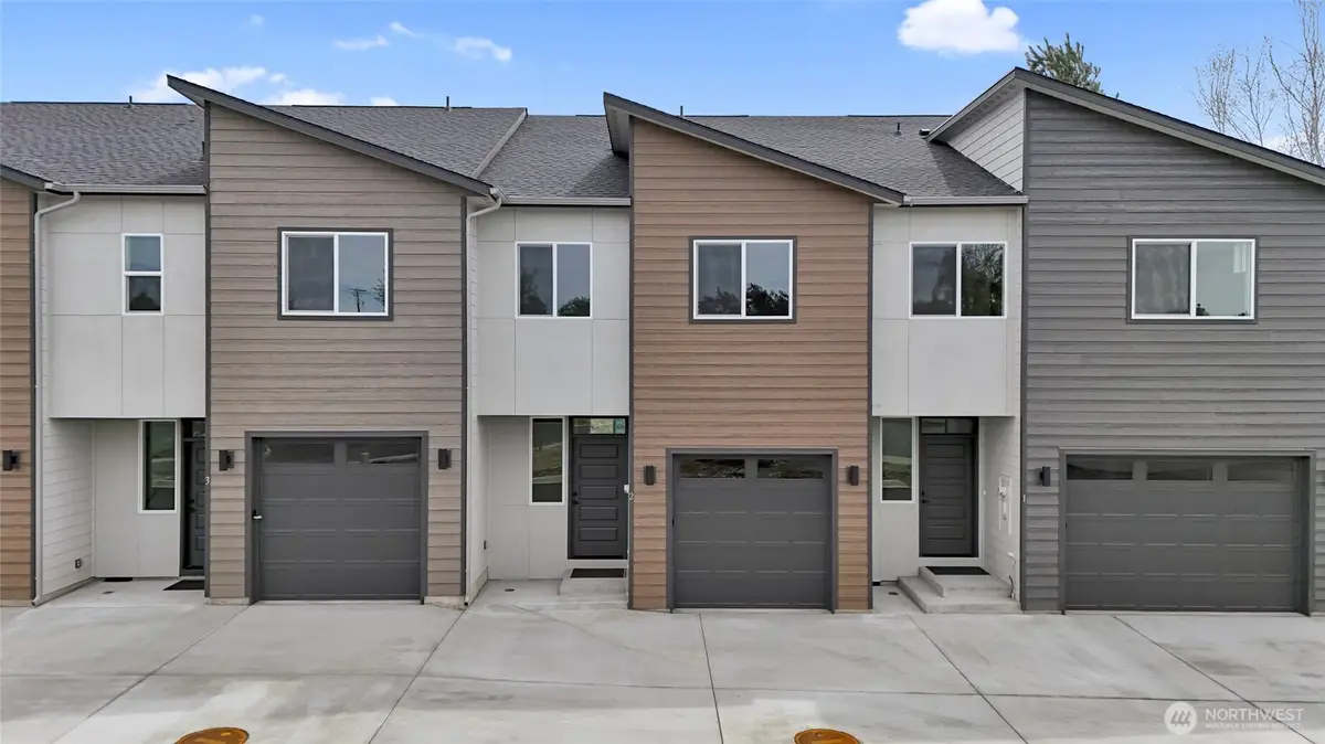 6398 NE Melby Way #2, Moses Lake, WA 98837 - #1