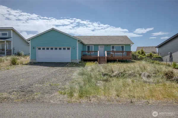 407 N Bel Air Loop Sw, Ocean Shores, WA 98569