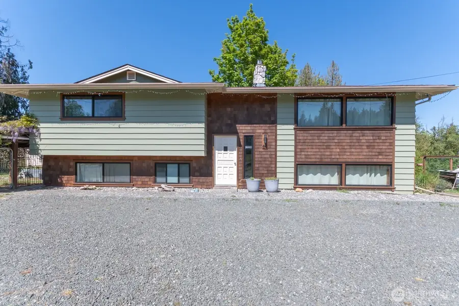 63 E Arnette Road, Port Angeles, WA 98362 - #2