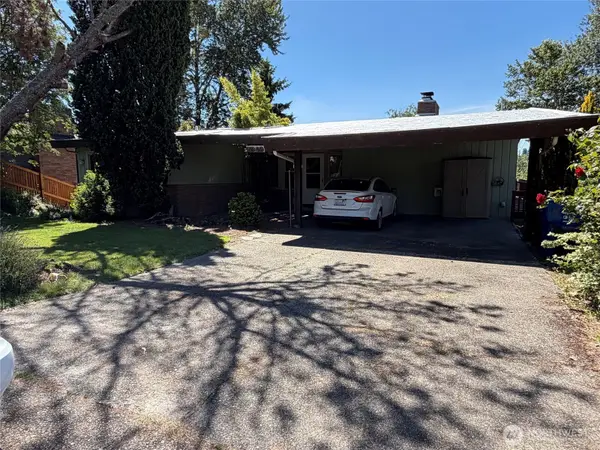 7949 20th Avenue Sw, Seattle, WA 98106