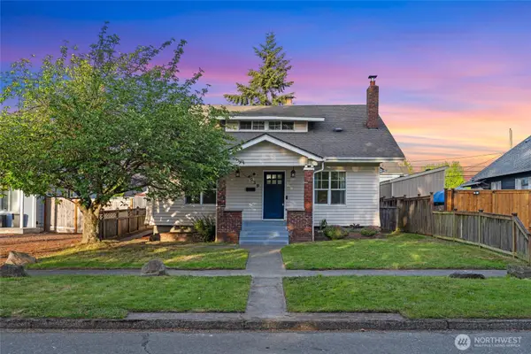 4059 Tacoma Avenue S, Tacoma, WA 98418