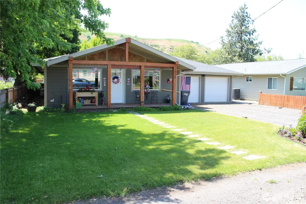 1234 S Fifth Street, Dayton, WA 99328 - #1