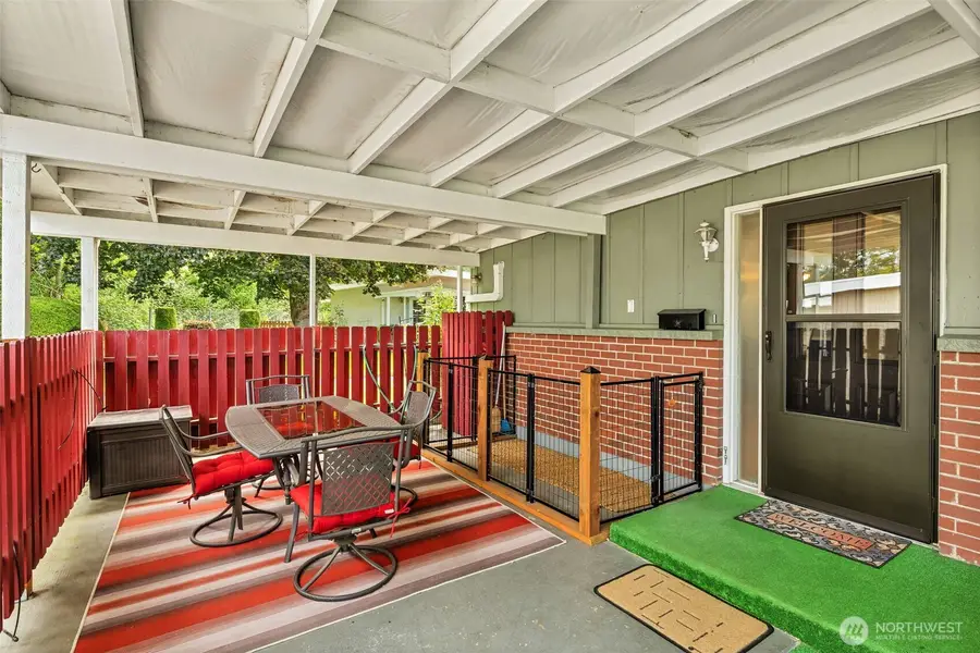348 7th Place Se #Unit 1, Puyallup, WA 98372 - #2