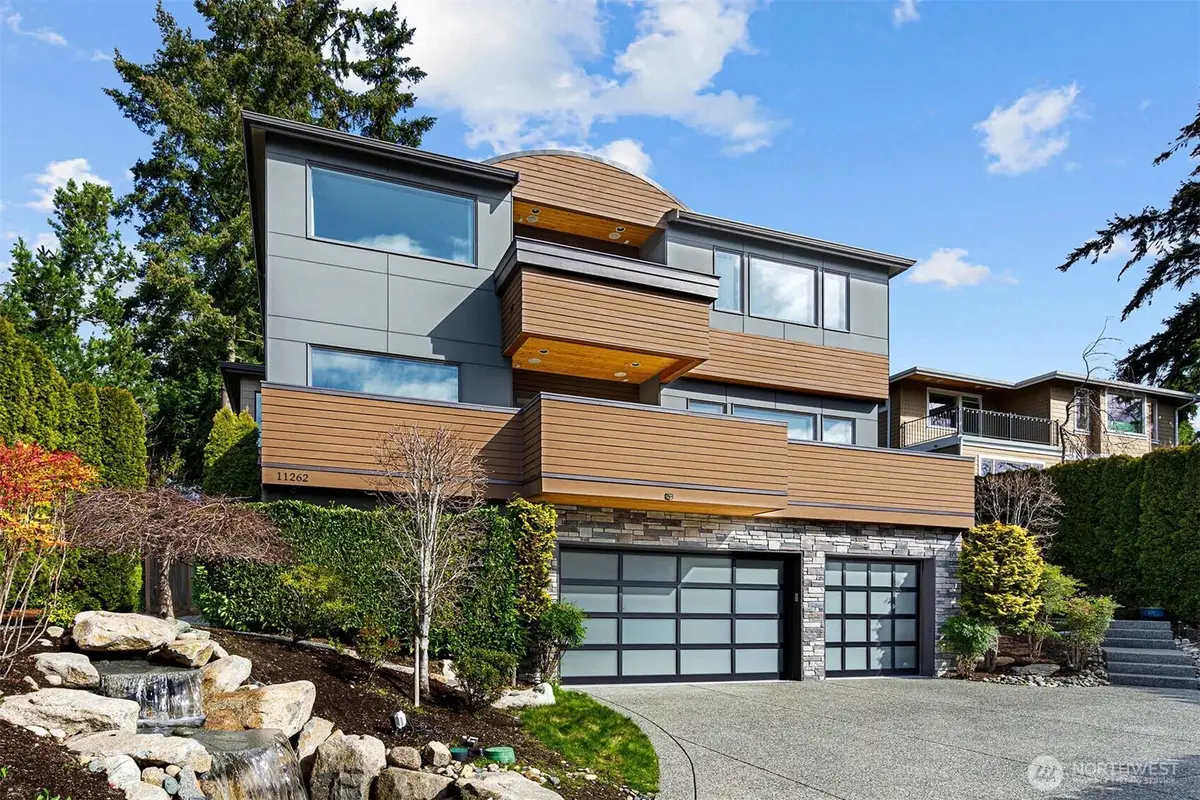 11262 SE 34th St, Bellevue, WA 98004 - #1