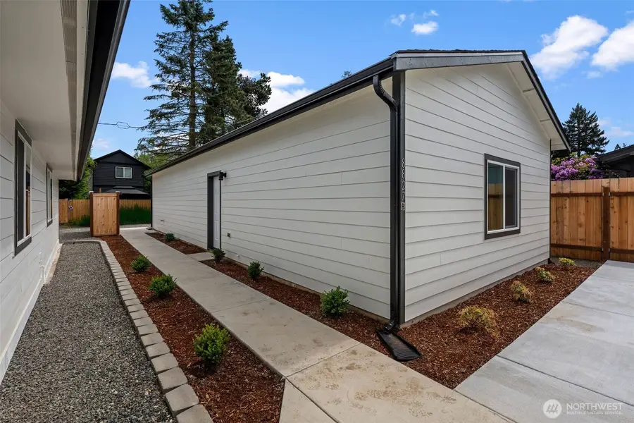 8827 E D Street #2, Tacoma, WA 98445 - #3