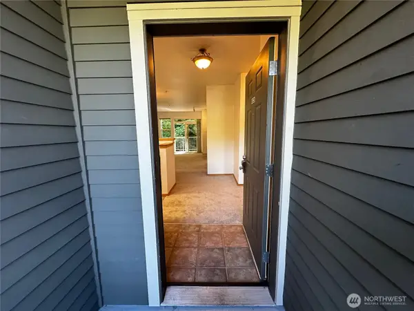 15302 40th Avenue W #3-204, Lynnwood, WA 98087