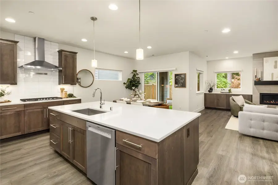18315 17th Avenue W, Lynnwood, WA 98037 - #2