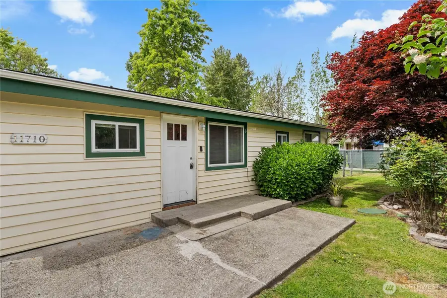 11710 Vickery Avenue E, Tacoma, WA 98446 - #2