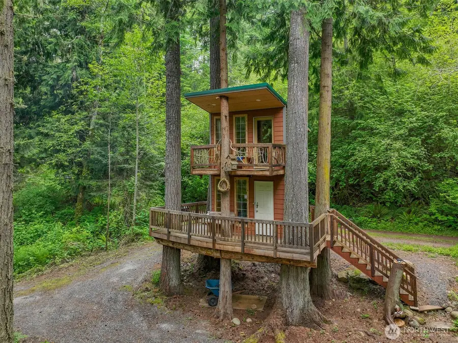14121 Beaver Drive Se, Rainier, WA 98576 - #2
