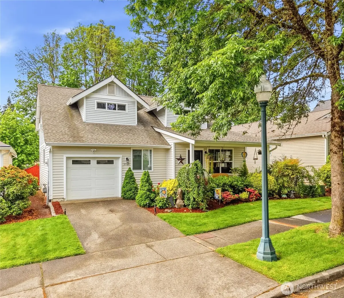 3709 4th Avenue Nw, Olympia, WA 98502 - #1