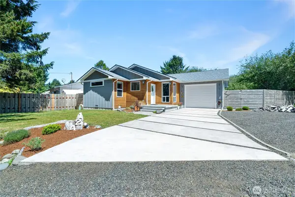 124 N Wynoochee Drive Sw, Ocean Shores, WA 98569